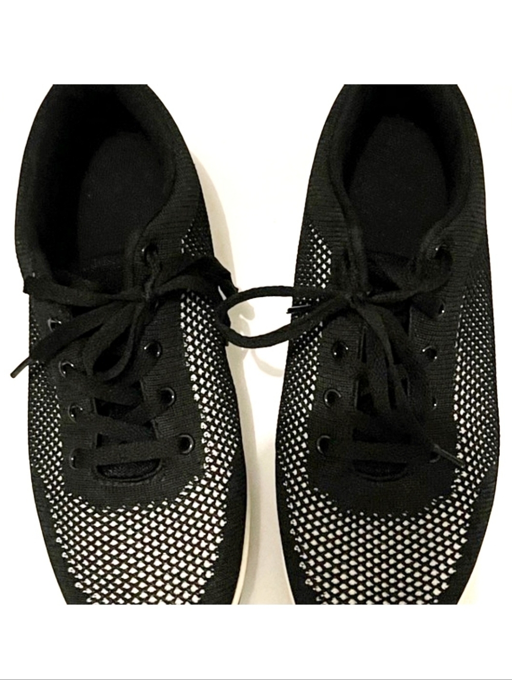 Chic Black and White Knit Sneakers